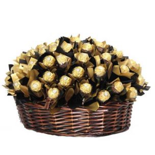 Ferrero Rocher gavekurv ,
Sjokolade gaver nettbutikk, sjokolade konfekt nettbutikk, sende sjokolade på døra, konfekt på døra, konfekt gaver på nett, sjokolade som gaver, sjokoladekurv gaver, fruktkurv som gaver,,
Firmagaver med logo, julegaver til perso