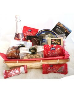 Family Christmas Gifts
Gift Basket to Norway, wine gift basket to Norway, champagne gift baskets to Norway, fruti gift baskets to Norway, father day gift to Norway,  birthday gift basket to Norway, Tank you gift basket to Norway, buisness gift to Norway,