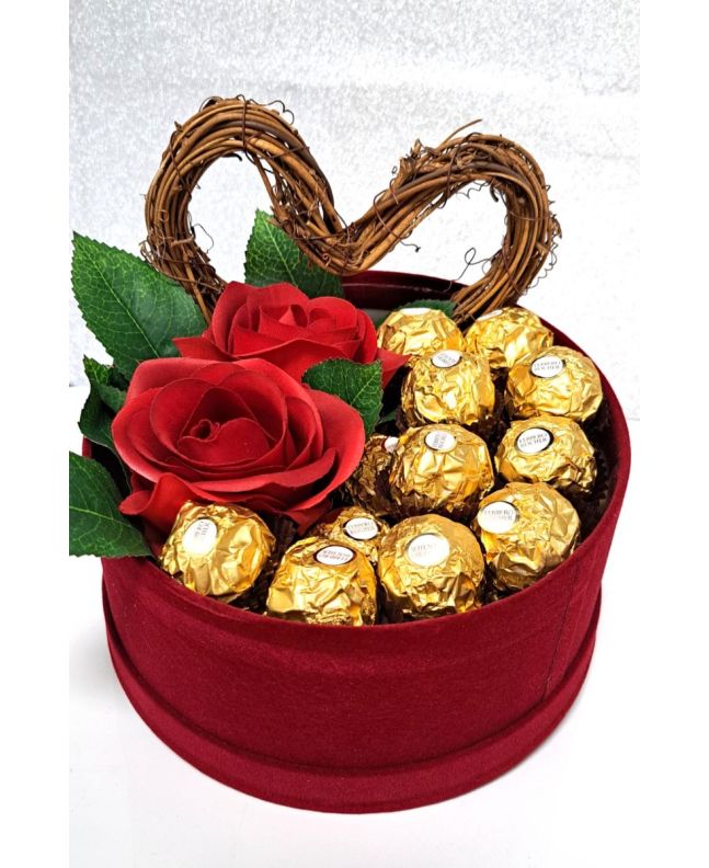 Romantic Mother's Day Gourmet Gift Box with Ferrero Rocher, flowers, and heart decoration in Norway.