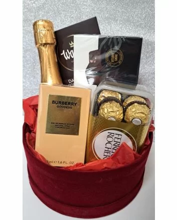 Burberry Goddess Eau de Parfum Gift
Send blomster, ende roser, Send rose online, Bestill roser på nettet, Blomster levering av roser, Send roser til noen spesielle, Kjøp roser online, Blomsterbutikk for roselevering, send blomster, blomster online, bloms