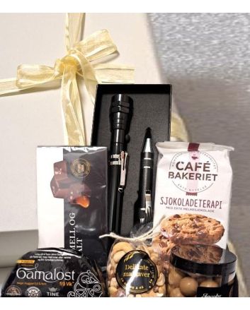 farsdagsgave på døra,
Bestill blomster online, Send blomster til Norge, Firmagaver til ansatte, Luksuriøse firmagaver, Bedriftsgaver med logo, påskeegg til ansatte, Påskegaver, Påskeegg og gaver, Påskegavekurver, Julegaver online, Eksklusive julegaver