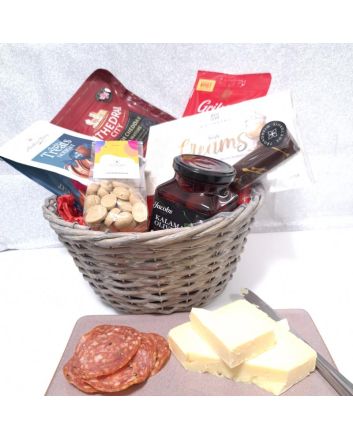 Jule favoritt gaver, julegaver, julegaver til ansatte, send julegaver, julegavekurv, firmagaver til jul, eksklusive julegaver, julegavelevering, julegaveideer, gaver til ansatte, julegave med frukt og sjokolade
