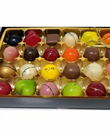 Confectionery, Chocolate, 24 Pieces, Delivery Service, Norway, Gourmet Treats, Artisanal Chocolates, Gift Box, Sweet Delights, Premium Chocolate, Online Ordering, Special Occasion Treats, Norwegian Chocolate Delivery, Luxury Sweets, Handcrafted Confecti