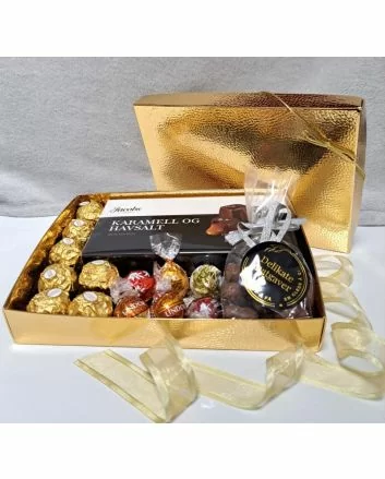 chocolate assortment, Christmas gift, Ferrero Rocher, Lindt chocolate, gourmet chocolate, chocolate gift basket, Norway delivery, Christmas treats, luxury chocolates, festive gift, chocolate lovers, holiday gift