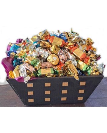 Chocolate as  Business Gifts  Ca.2000g 
Gift Basket to Norway, wine gift basket to Norway, champagne gift baskets to Norway, fruti gift baskets to Norway, father day gift to Norway,  birthday gift basket to Norway, Tank you gift basket to Norway, buisnes