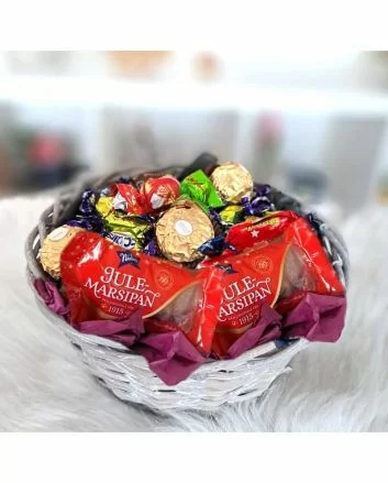 Christmas gifts Chocolate Basket
Unique Christmas gifts
Chocolate gift baskets
Corporate Christmas gifts
Holiday gift baskets
Luxury Christmas gifts
Personalized Christmas gifts
Exclusive Christmas gifts
Gourmet holiday gifts
Christmas chocolate 