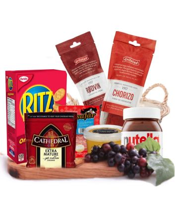 Spekekurven  sommergave,
fruktkurv som gaver, bestille fruktkurv gave, fruktkurv gave, gavekurv frukt, gavekurv med mat, fruktkurv til ansatte, matgaver til ansatte, matgaver til kunder, send fruktkurv, send blomster, oste kurv, 17 Mai Gaver, sommergaver