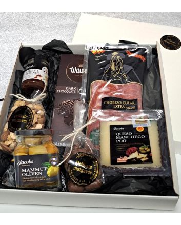 Happy Birthday Snack Crate,

Manchego Jacobs 150g
Oliven 300g Jacbs
Figs & Honey 110g Jacobs
Chorizo Cular Extra 100g Porxas
Liquorice Chocolate 80g Sunris
Dark Chocolate 100g
Nut Mix & Salt 100g Sunrise

NB: In the event of sold-out situations,